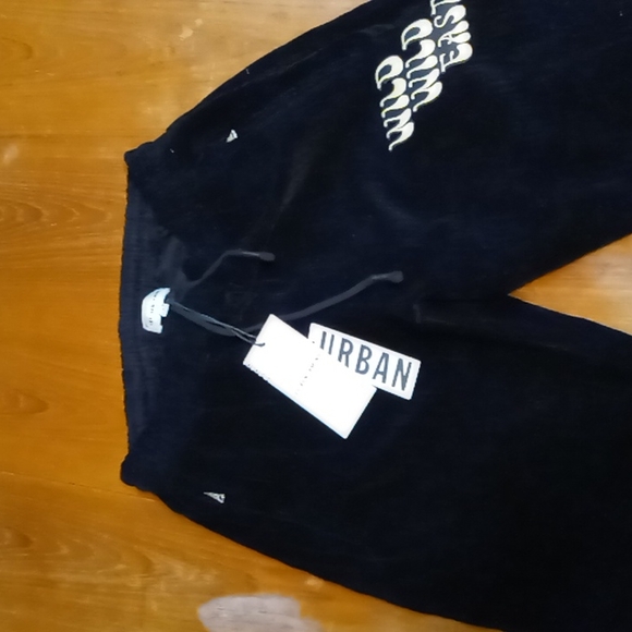 LES BENJAMINS - Picture 2 of 4